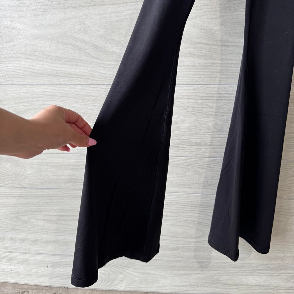 NWT Offline By Aerie Real Me XTRA Flare Jumpsuit - Picture 6 of 10